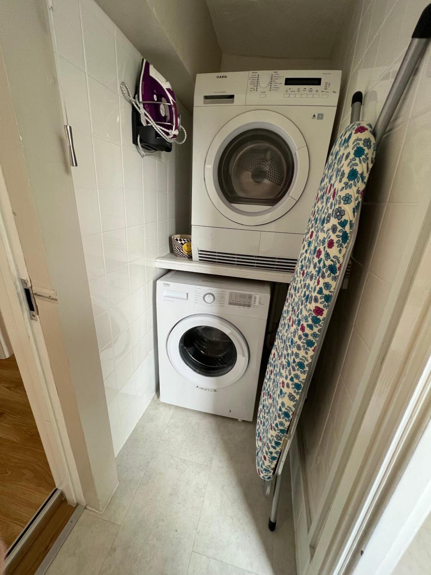 Stay In Yeovil Town Centre, Large 2 Bd Apt With Parking, Sleeps 4 Εξωτερικό φωτογραφία